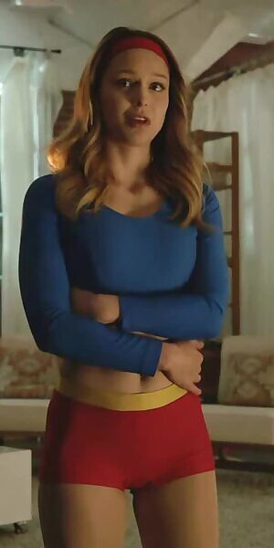 Melissa Benoist is fucking perfect!