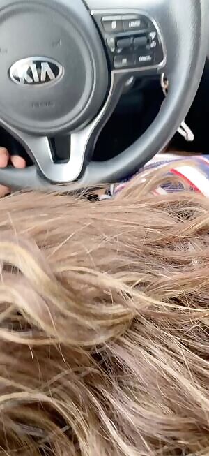 A nice way to make the time pass on this long car ride 💦🚗💨