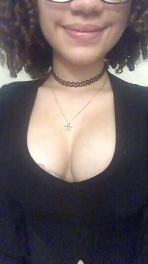 Happy Titty Tuesday my avorite perverts 💋