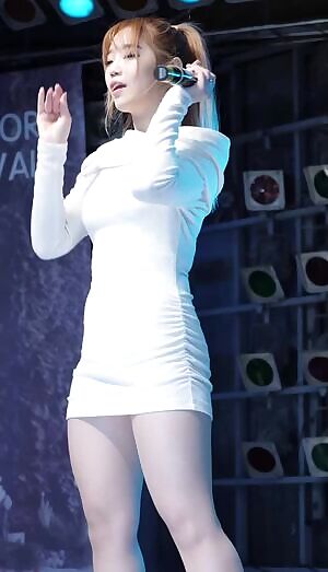 FLASHE - Narae - Tight Skirt Panty Peek