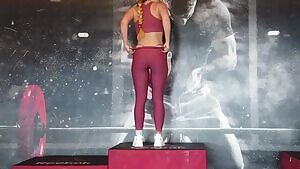 I love to flash my ass at the gym