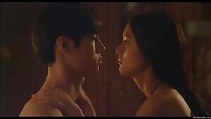 For my cake day, here's Clara Lee's topless scene.