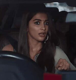 Pooja Hegde is is so hot, even her expressions are cum draining. 