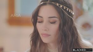 Aria Lee – Spiritual Guide