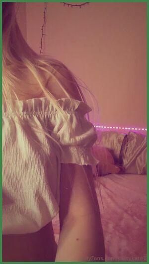 Mom Bods Amateur Blonde NSFW Natural Tits