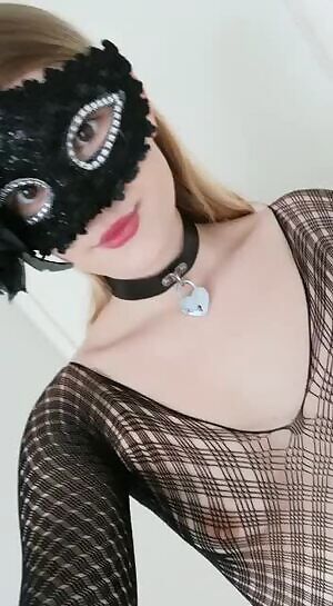 19F who likes my outfit?