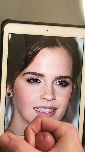 Have Emma Watson a thick white load on her perfect face