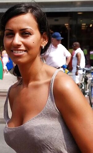 Olive-skinned goddess