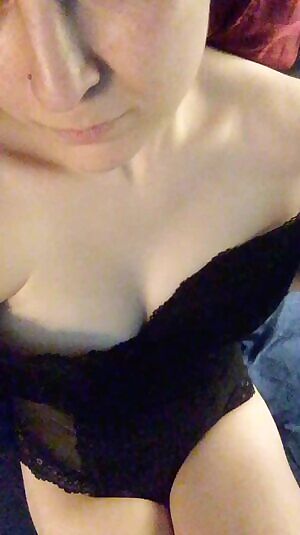 My 34dds want you to play with them