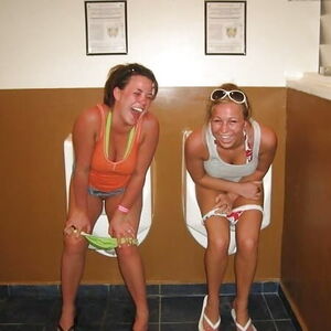 Urinal Girls Couple Pee Toilet