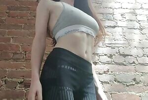 A little post-workout drop and fondle 😛