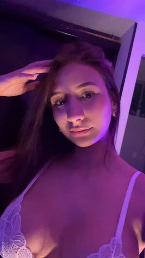 TittyDrop Amateur Big Tits Boobs Brunette