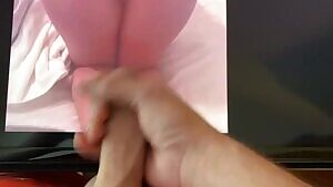 Cum tribute to a fellow redditor. Heya!