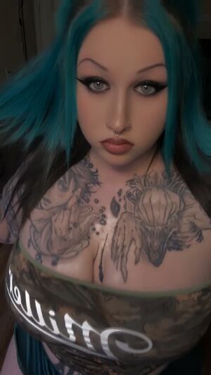 Goth Girls Alternative BBW Big Tits