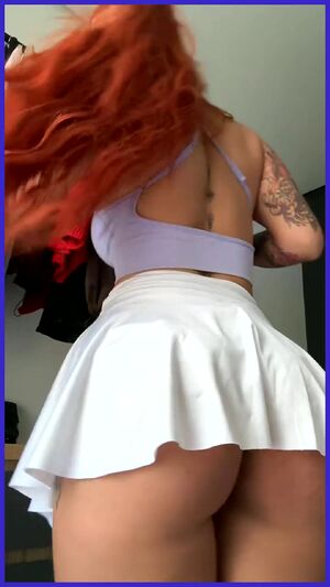 Public Flashing Jerk Off Petite Pornstar