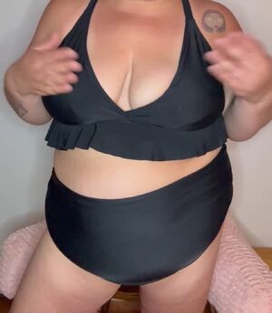 Latinas BBW Big Tits Bikini Camgirl