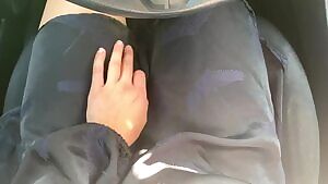 99 problems with traffic but showing you what’s underneath my dress isn’t one. Happy Friday!