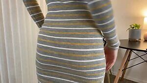 This is exactly why I like skin tight dresses