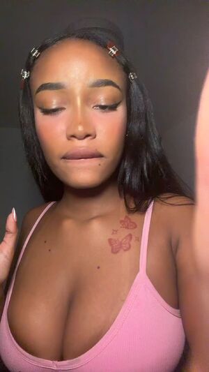 Short Hair Chicks Big Tits Blowjob
