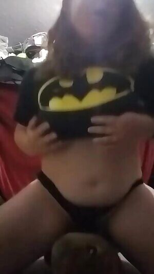 Bear with me here, I'm like super insecure about my tummy, and this sort of thing is super new for me... but I hope you guys like it, and constructive criticism on how to make some better videos is always welcome!!