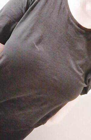 I'm bored, could you entertain me?📲