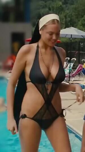 TIL Kate Upton has no hips but is stacked