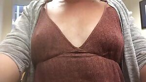 The epitome o perky in the office ☕️