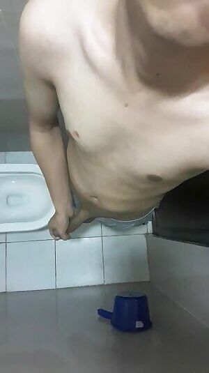 Anyone free this Valentines? Guys are also welcum