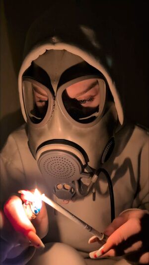 Masked Amateur Fetish Smoking