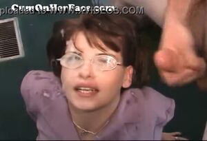 Bukkake Sluts Amateur Cumshots MILF