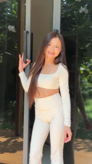 Petite Chicks 18 Years Old Amateur