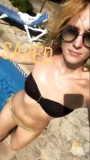 Eefje 'sjokz' Depoortere is such a tease, what I'd give to pin her tight body against a wall and fuck her from behind.