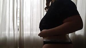 Side view drop with some ass :)