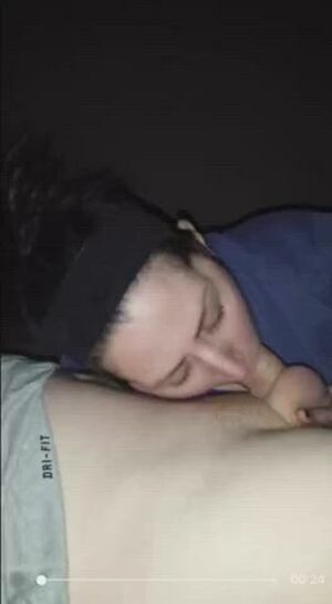 Bed Sex Blowjob Deepthroat Lips Long Tongue