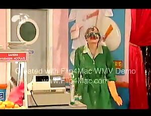 Holly Willoughby gets gunked by a bird