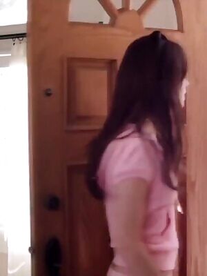 Emma Watson is a thirsty slut