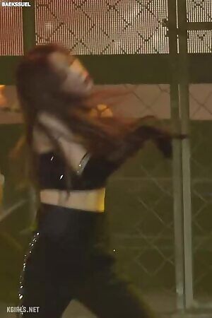 taeyeon fucking slays