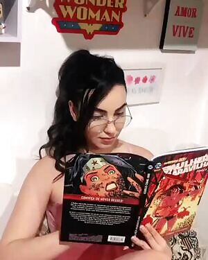 juulianalopez as Wonder Woman