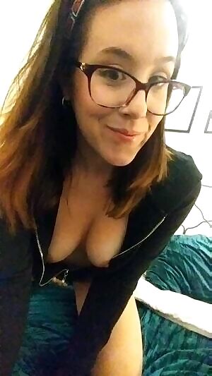 I'm online all night! Come get off in a very vocal and video heavy session with this salacious little housewife! $5 off if you pay with cash app tonight!