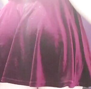 Maybe this subreddit will appreciate what's under my skirt 😜