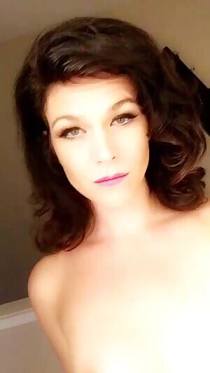 Showing Her Body Off