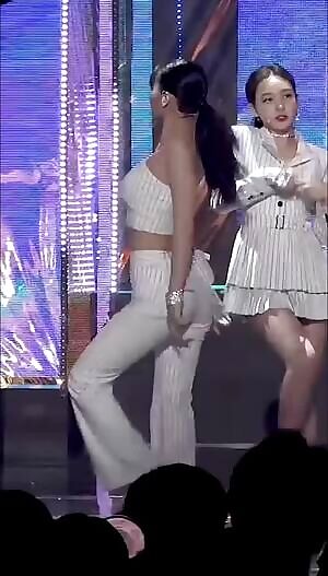 Momo is killing me...