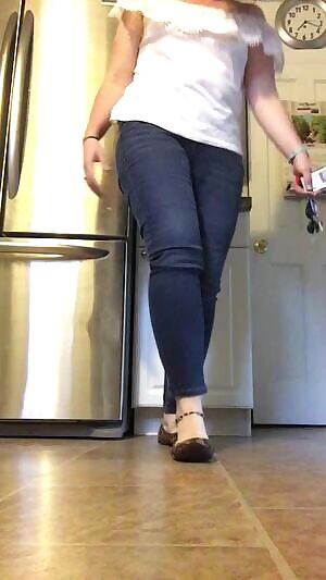 Momma’s got a snack for you