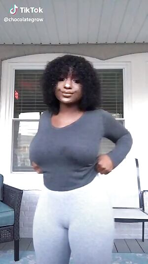 Chocolate is good. 😋🍫