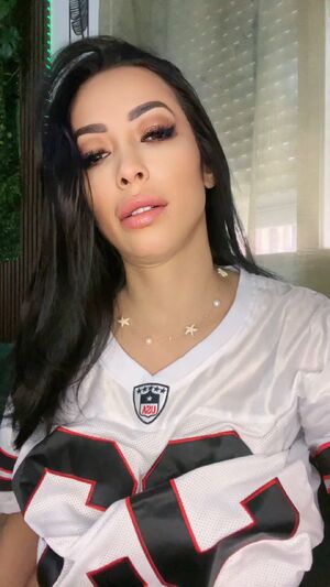 Your hot Latina MILF at your service tonight