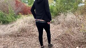 I was nervous bc there was a street with cars driving nearby... Photo Credit: Boyfriend 💋