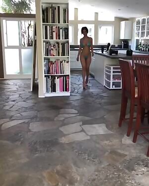 Real Thai Babe bouncin and walkin in slow mo. Nice tits!