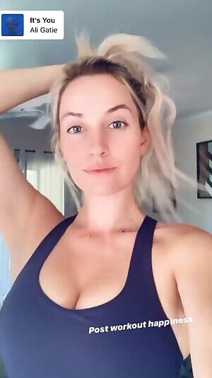 Paige Spiranac's body is unreal 😍