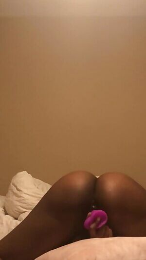 Girls need love too 🎶