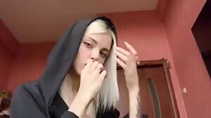 POV 18YO Blowjob & Swallow Cum